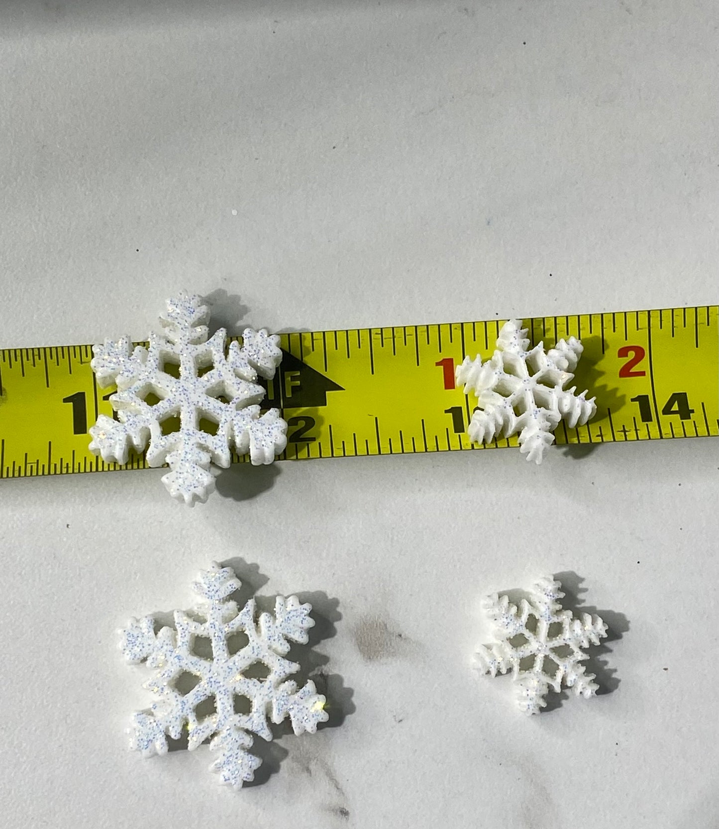 (2) snowflakes