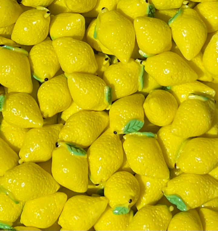 (4) Large Lemons
