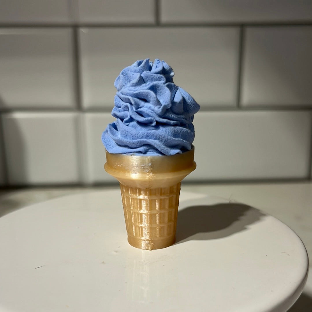 Mini ice cream with cone